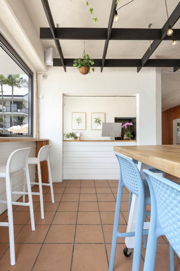 Abode Mooloolaba, Backpackers & Motel Rooms Exterior foto